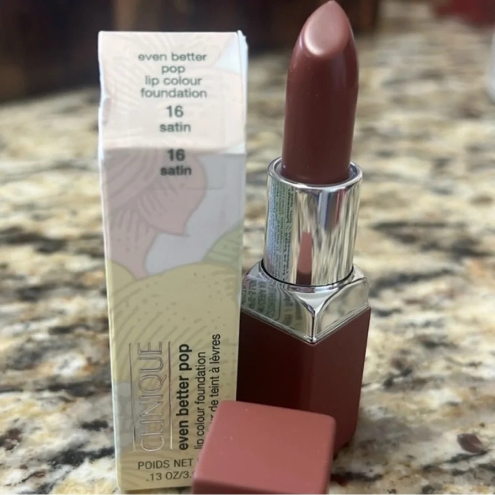♣️🌙Clinique Satin Even Better Pop Lipstick